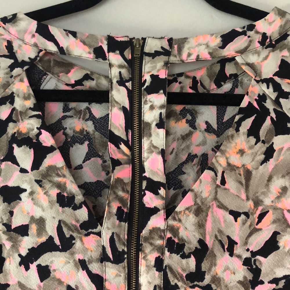 Black neon floral party dress w Bold Zipper M